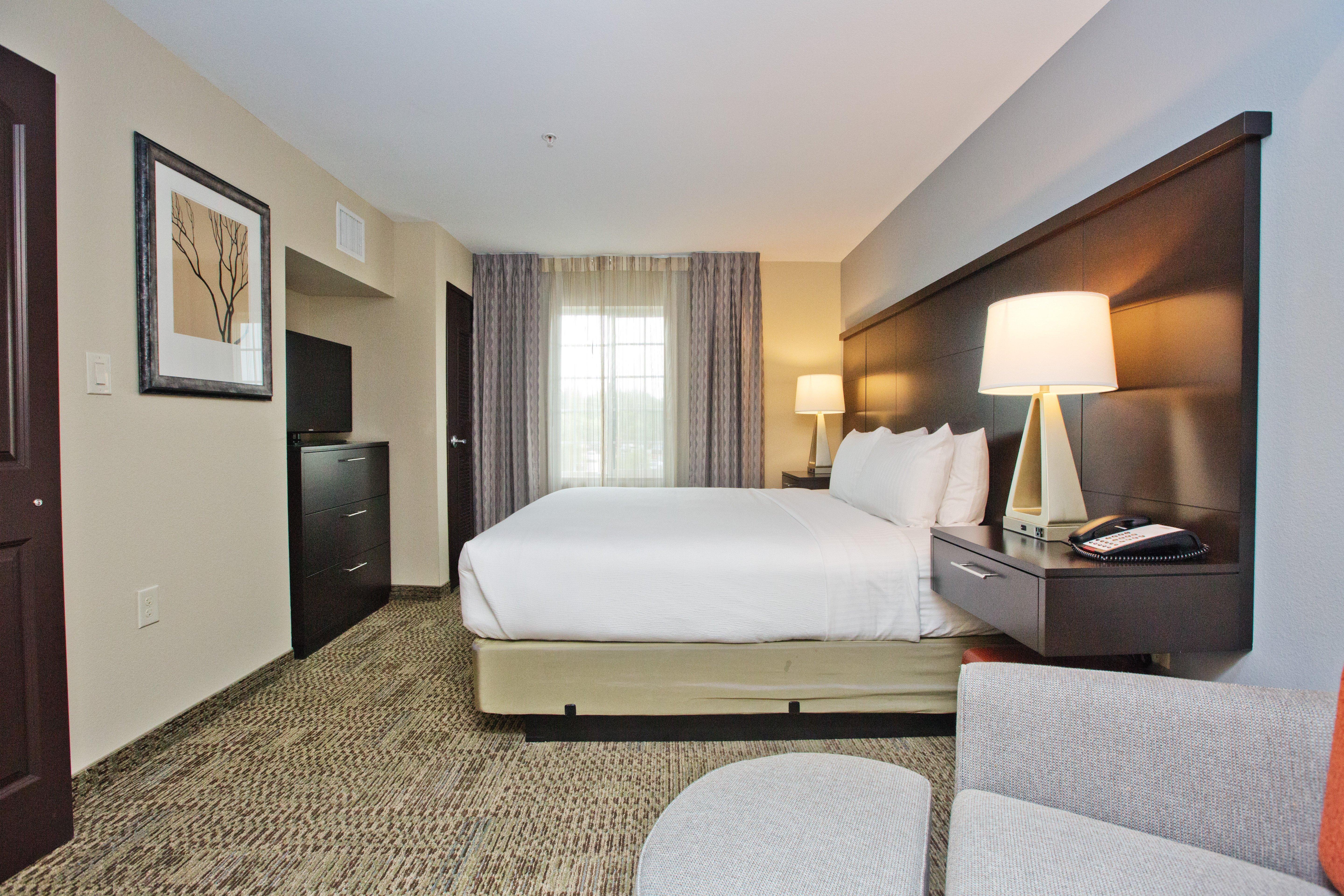 Staybridge Suites Austin South Interstate Hwy 35 By Ihg Екстериор снимка