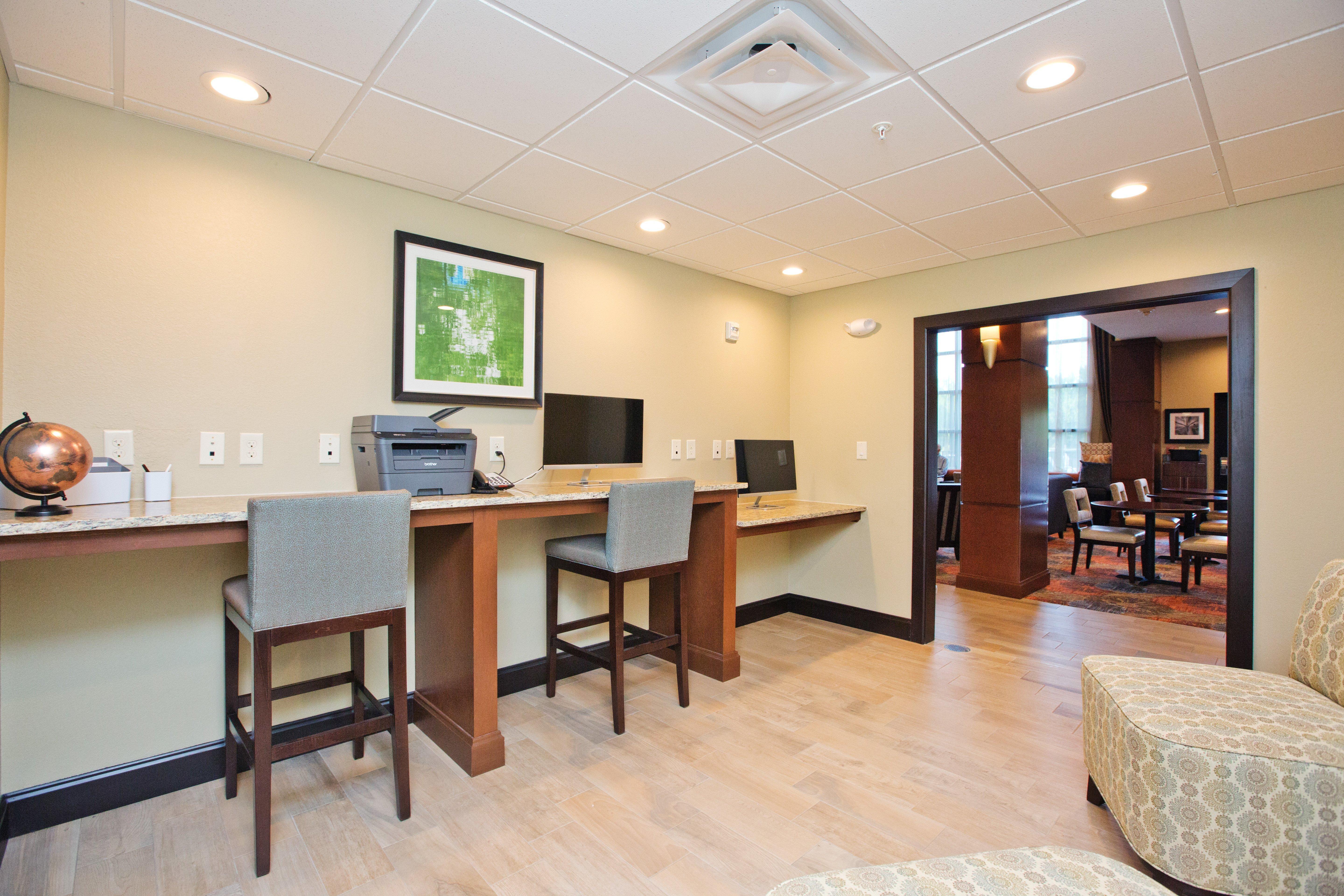 Staybridge Suites Austin South Interstate Hwy 35 By Ihg Екстериор снимка