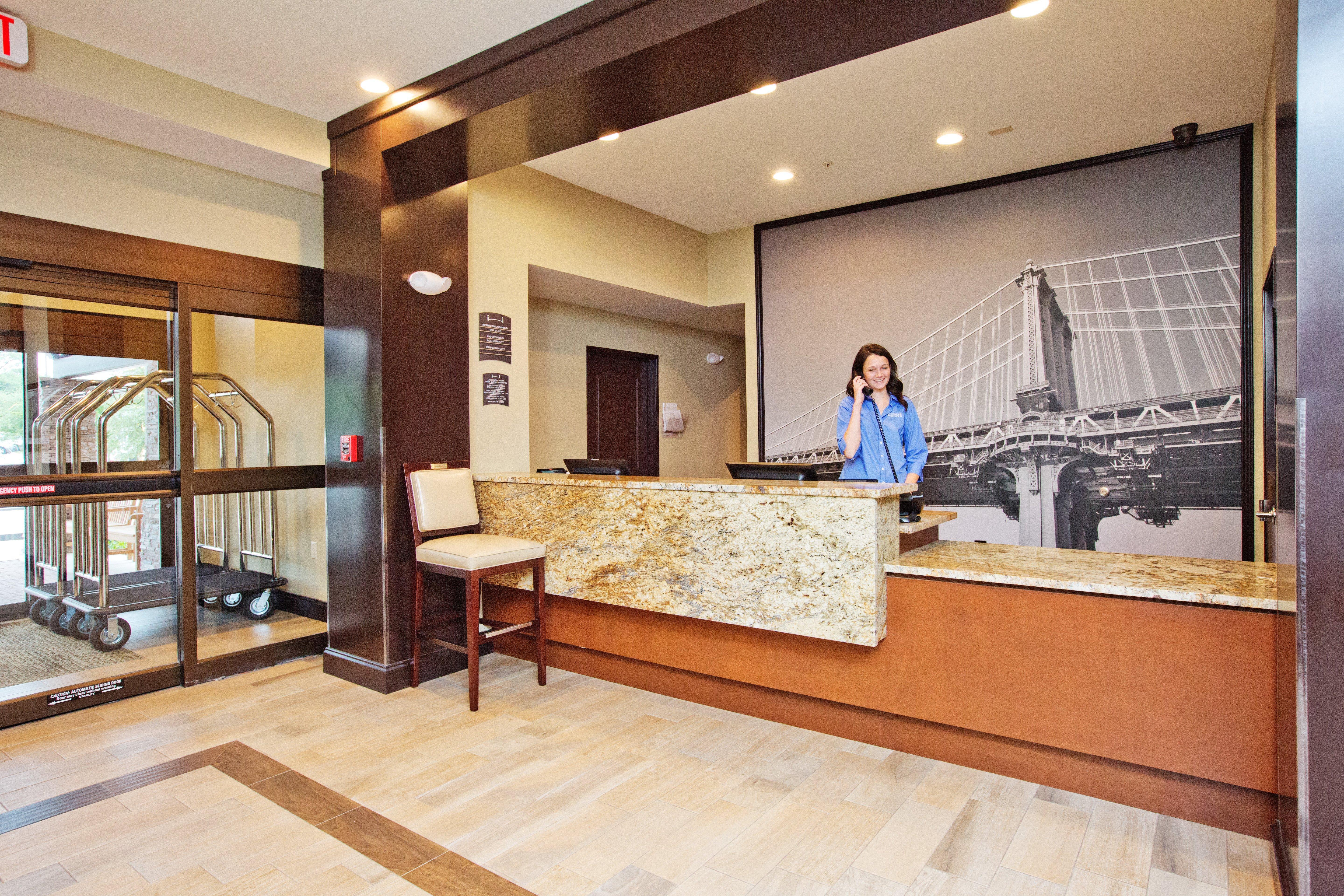 Staybridge Suites Austin South Interstate Hwy 35 By Ihg Екстериор снимка