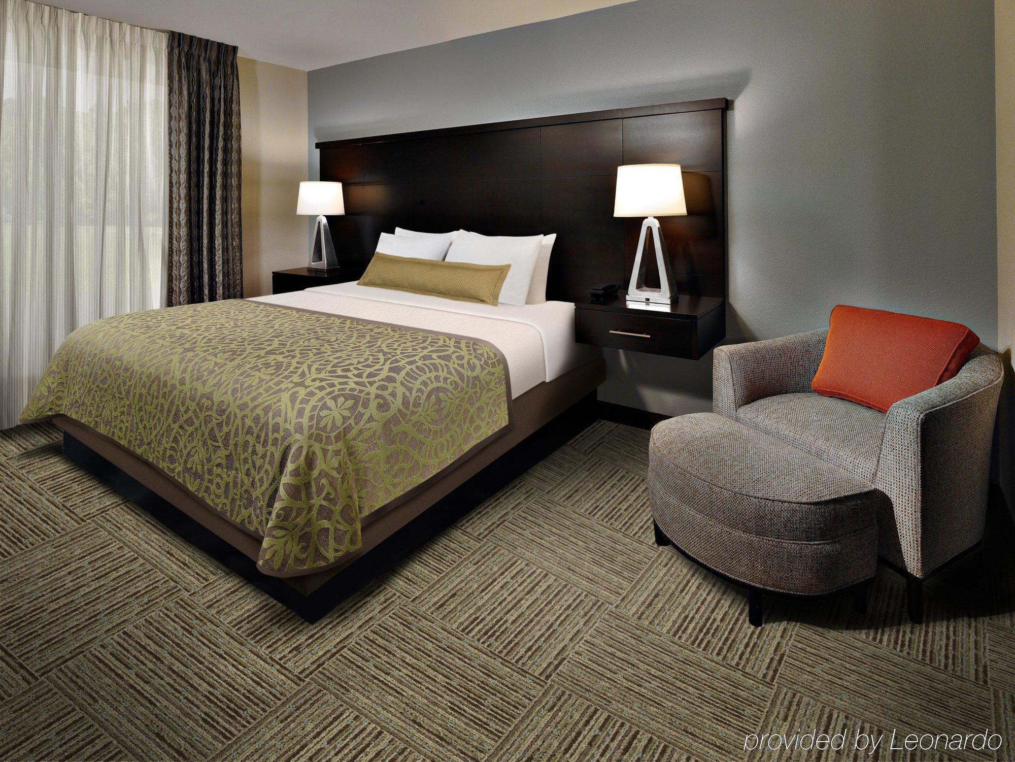 Staybridge Suites Austin South Interstate Hwy 35 By Ihg Екстериор снимка