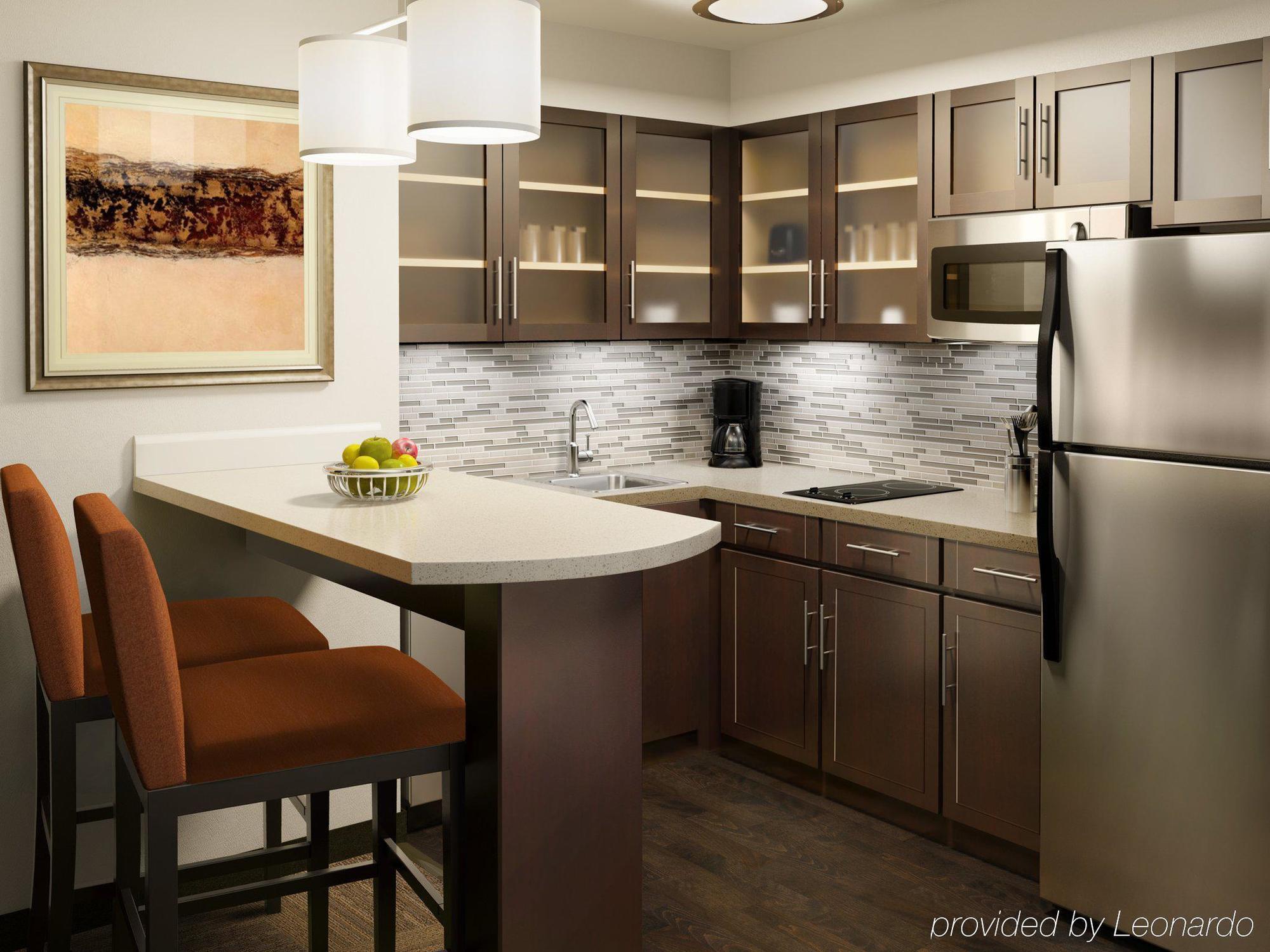 Staybridge Suites Austin South Interstate Hwy 35 By Ihg Екстериор снимка
